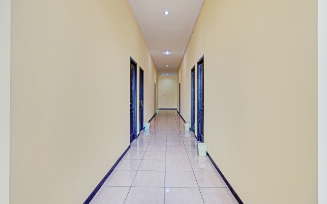 OYO 90442 Almeira Homestay Syariah Sub