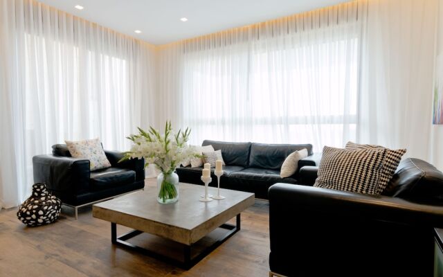 3 BR Family Home Sea View and 2 Parking