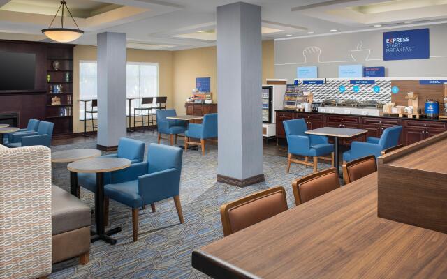 Holiday Inn Express Hotel & Suites Uvalde by IHG