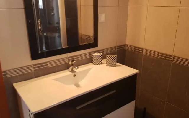 Remarkable 3-bed House in Machico