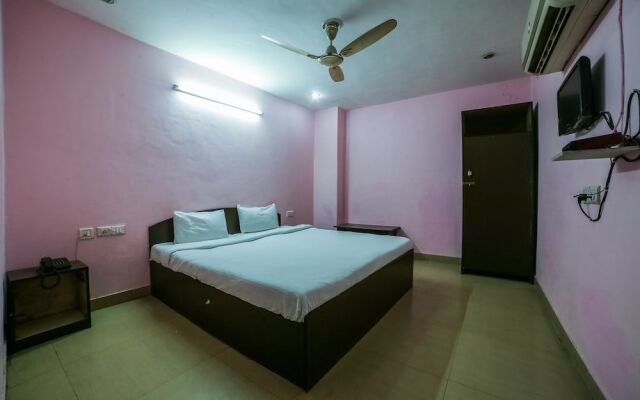 SPOT ON 36122 Hotel The Royal Plaza