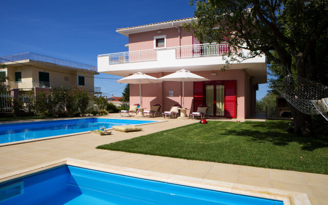 Exanthia Villas