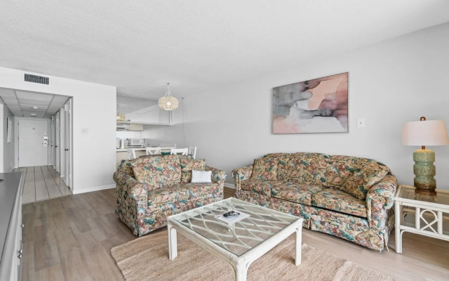 Edgewater Beach & Golf Resort by Panhandle Getaways