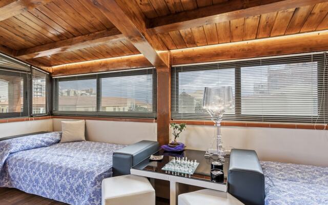 Engaging Apartment in Messina With Balcony