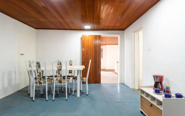 Casa com Wi-fi e Garagem a 400m do Museu Imperial