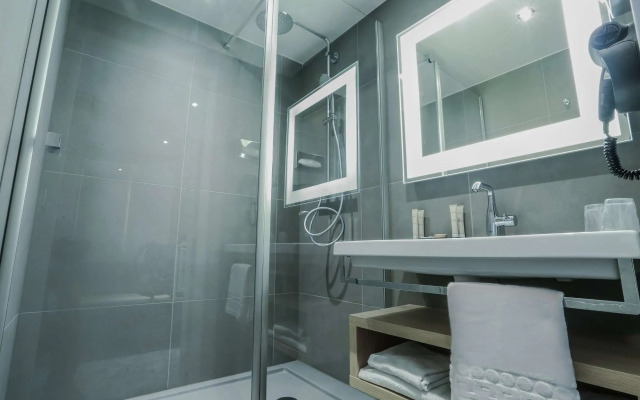 Arena Hôtel La Défense