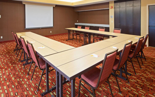 Courtyard by Marriott Mishawaka-University Area