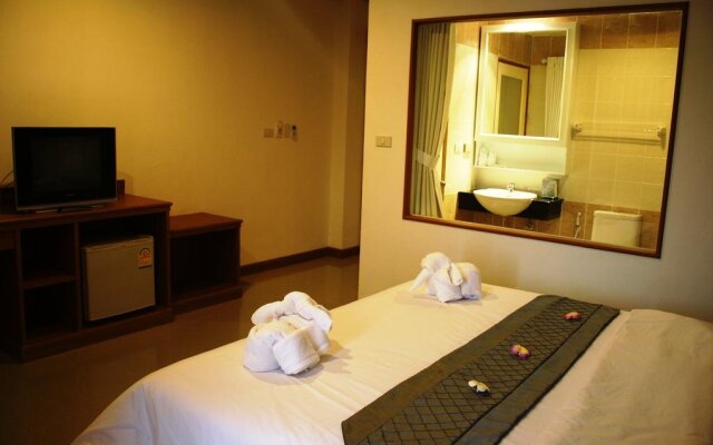 Santi White Hotel