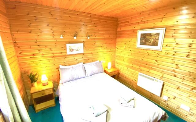 Braemar Lodge Cabins