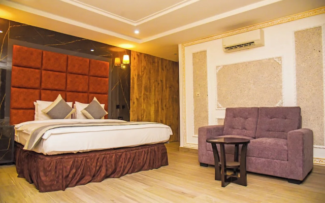 McDons Skye Hotel and Suites
