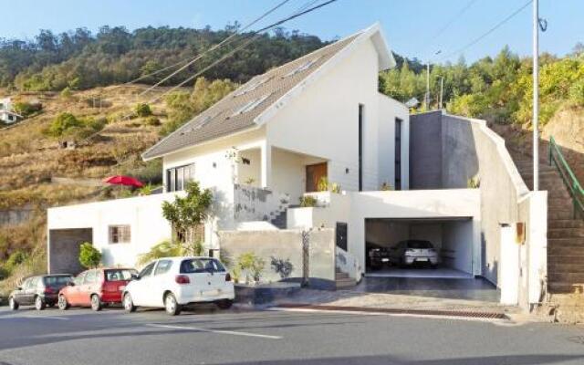 Aurelio Village