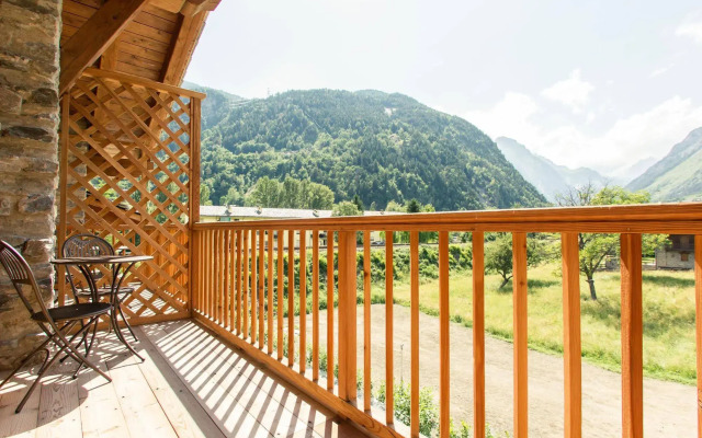 Hotel Les Montagnards