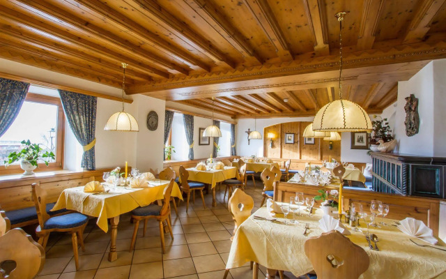 Hotel Huberhof
