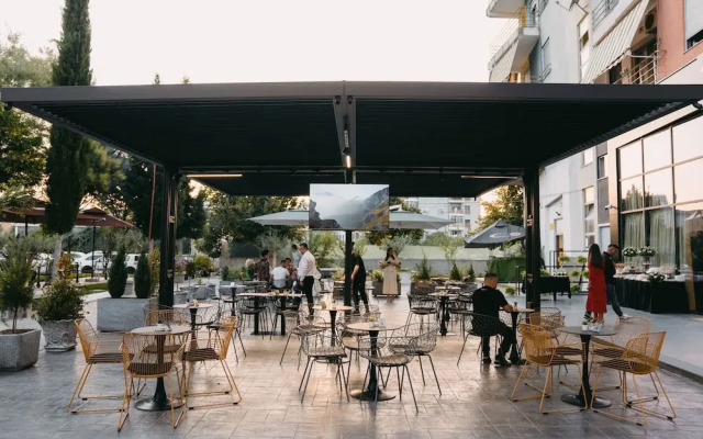 Olia Residence