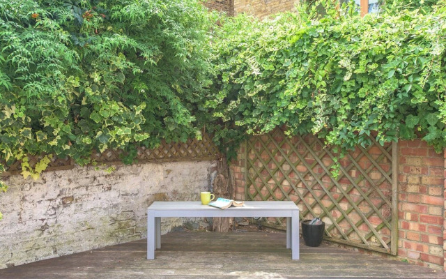 Platinum Apartment Mornington Crescent 9986