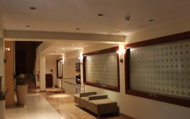 Europa Plaza Hotel
