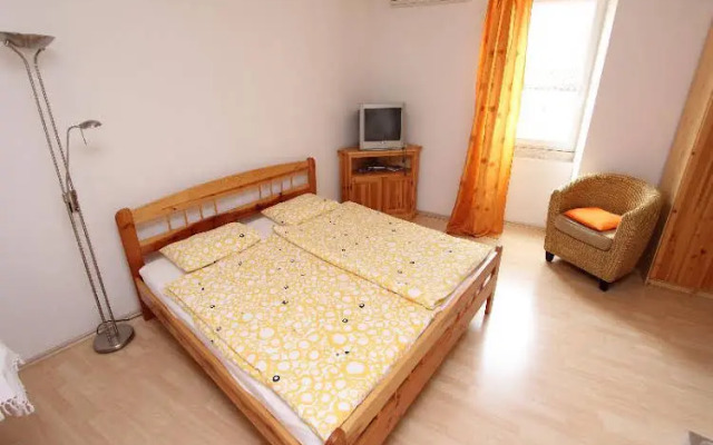 Apartment Dalmatina