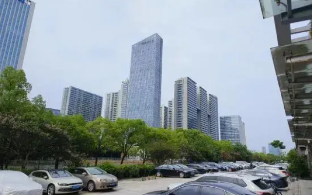 HanTing Hotel (Hangzhou Binkang Road)