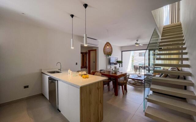 Gorgeous private roof with private picuzzi. A401