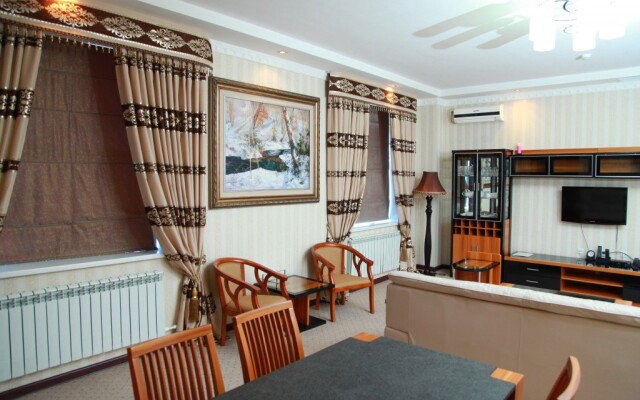 Zarafshan Grand Hotel