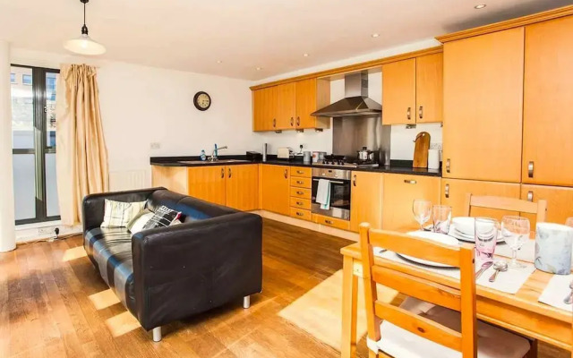 Platinum Apartments in Southwark 9992