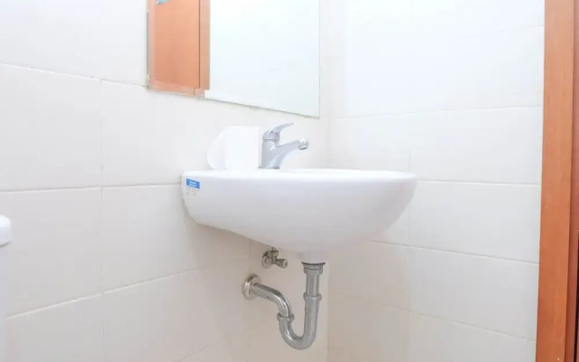 Comfort And Elegant 2Br At Woodland Park Residence Apartment