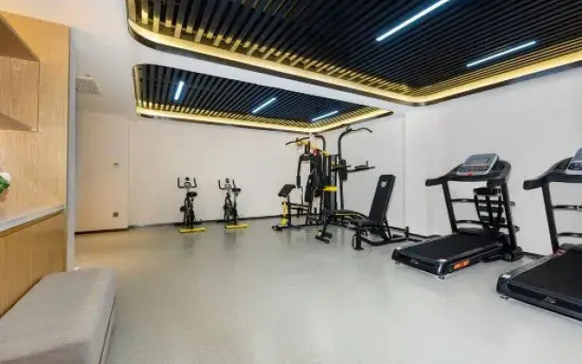 Country Inn & Suites by Radisson Hotel (Xianning Media Building City Museum)