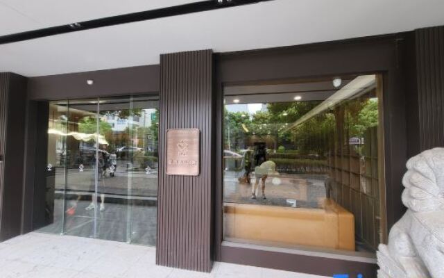No.1 Hotel Apartment (Nanjing Jiangning Longhu Tianjie Zhushan Road Subway Station Branch)