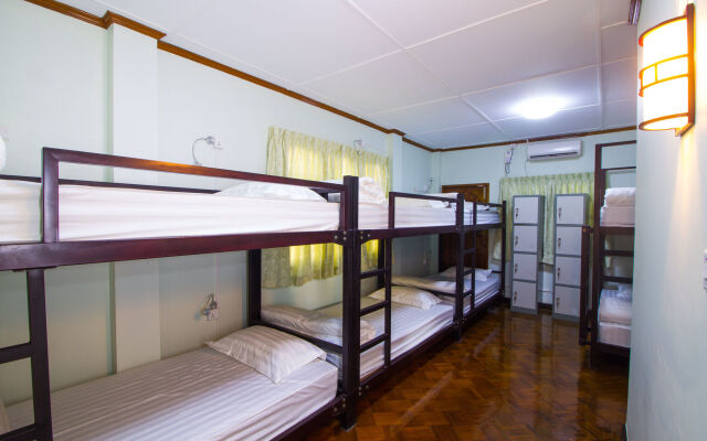 Yangon Hub Hostel