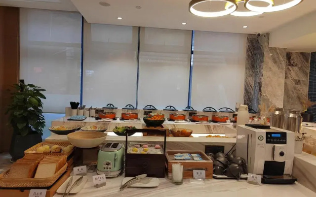 Atour Hotel Shengzhou