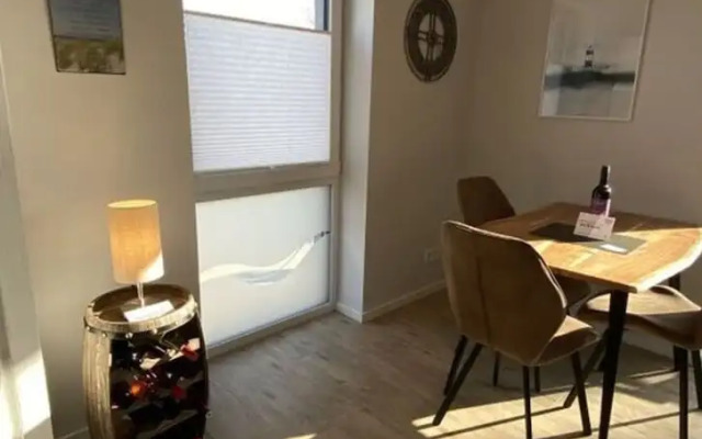 Near the North Sea Modern Retreat