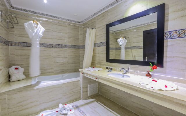 Hotel Riad Ennakhil & SPA