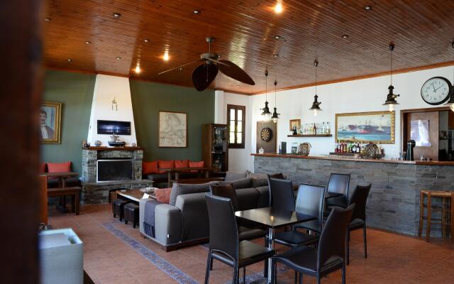 Cleopatra Hotel Horefto