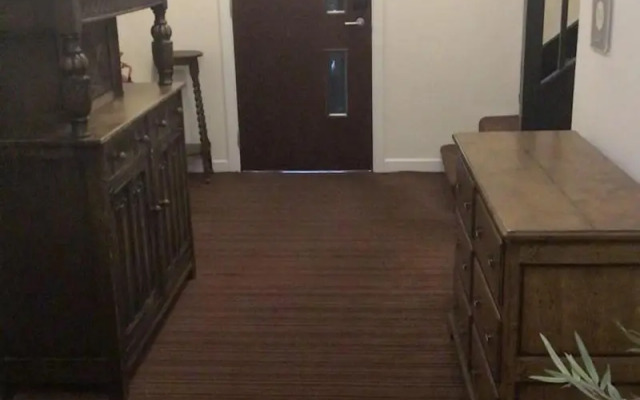 Ty  Dre   Town House