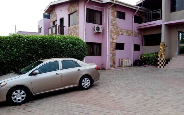 Tadomah Hotel