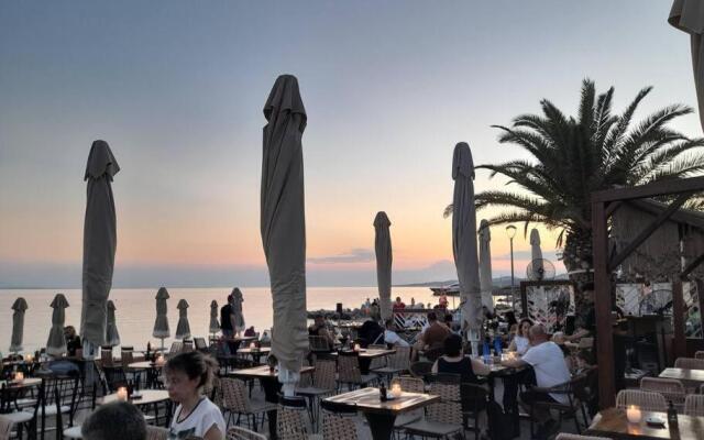 EVRIDIKI Home 50m from the beach
