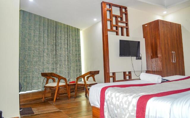 Fabhotel The Golf Inn