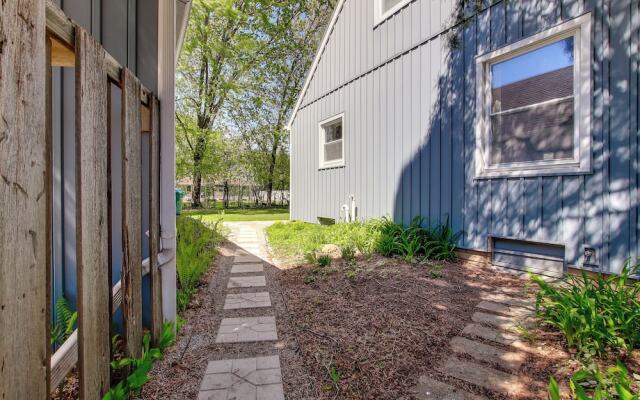 Charming Appleton Getaway ~ 3 Mi to Downtown!
