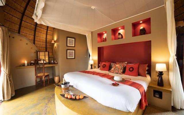 Hoyo Hoyo Safari Lodge
