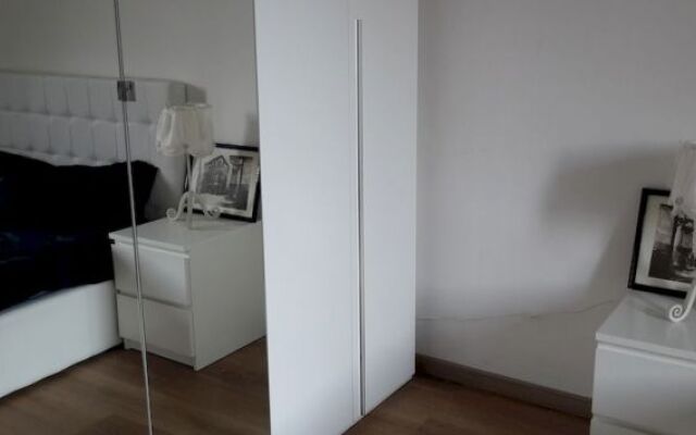 Porta Romana Apartment