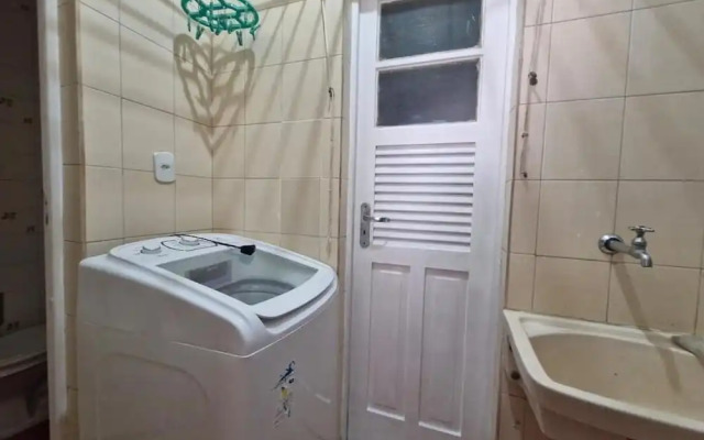 SUH Copacabana 105 Metro Posto 5