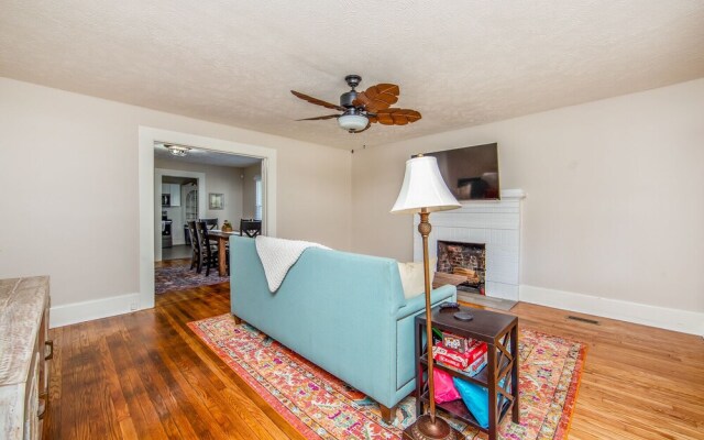 The Broadfoot Bungalow