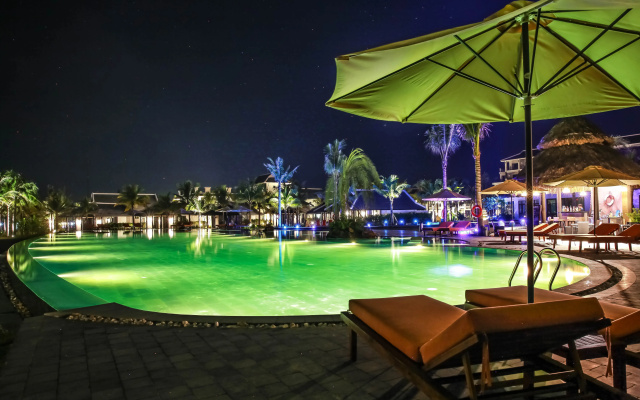 Bliss Hoi An Beach Resort & Wellness