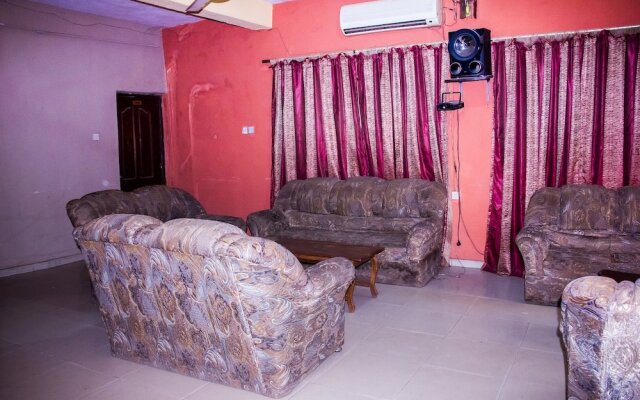 Moye Hotel