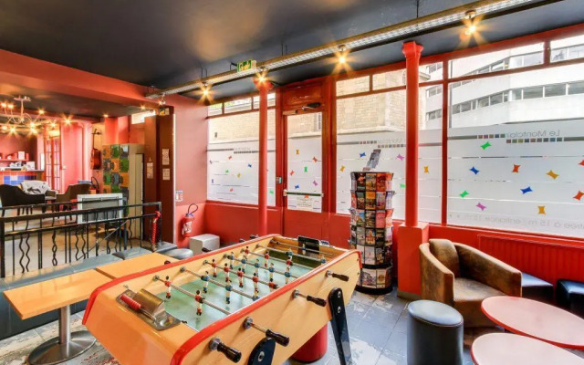 Хостел Le Montclair Montmartre by River