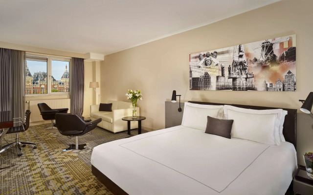 Park Plaza Victoria Amsterdam
