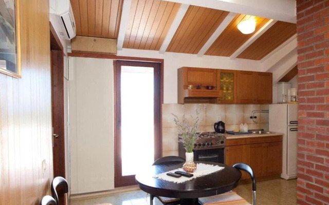 Damir - 80 m From Beach - A2