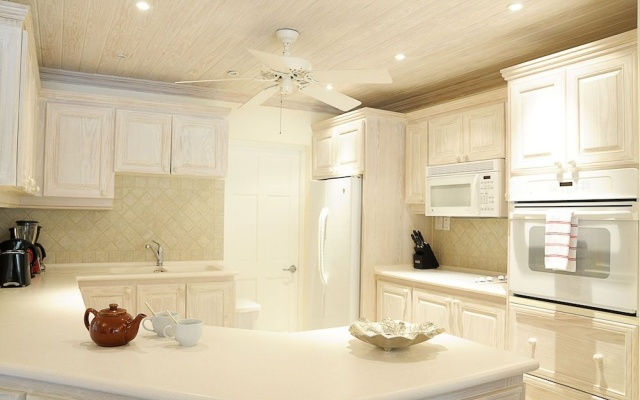 "this Beautifully Decorated 3 Bedroom 3 Bathroom Duplex Villa" — фото 5
