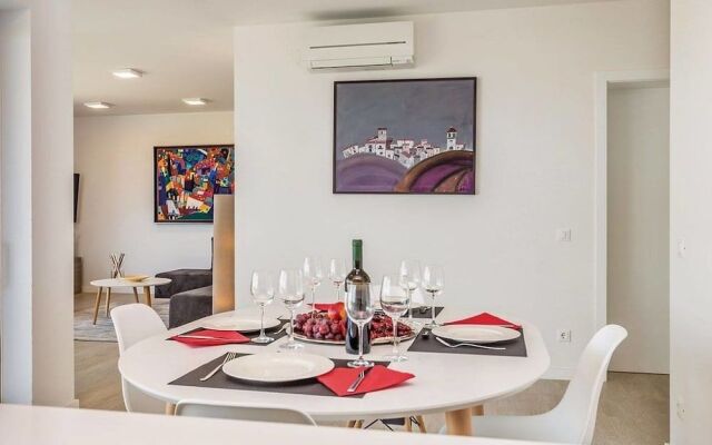 JAZZ at Rova Apartment Lun