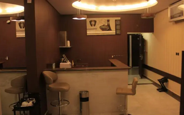 Sultana Tower Hotel Suites